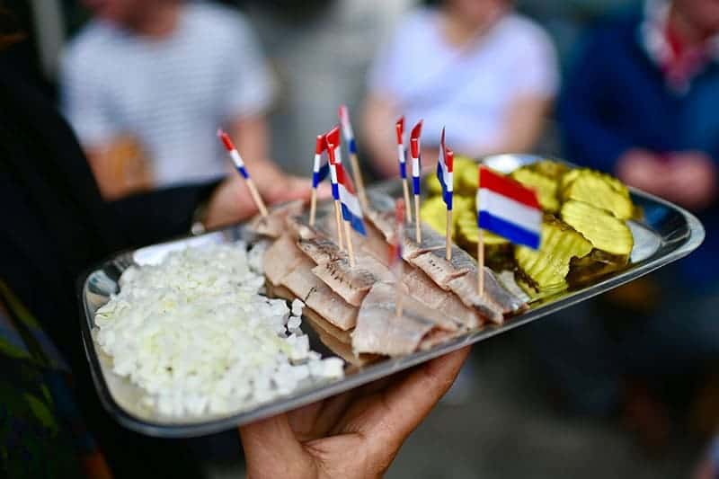 Herring plate