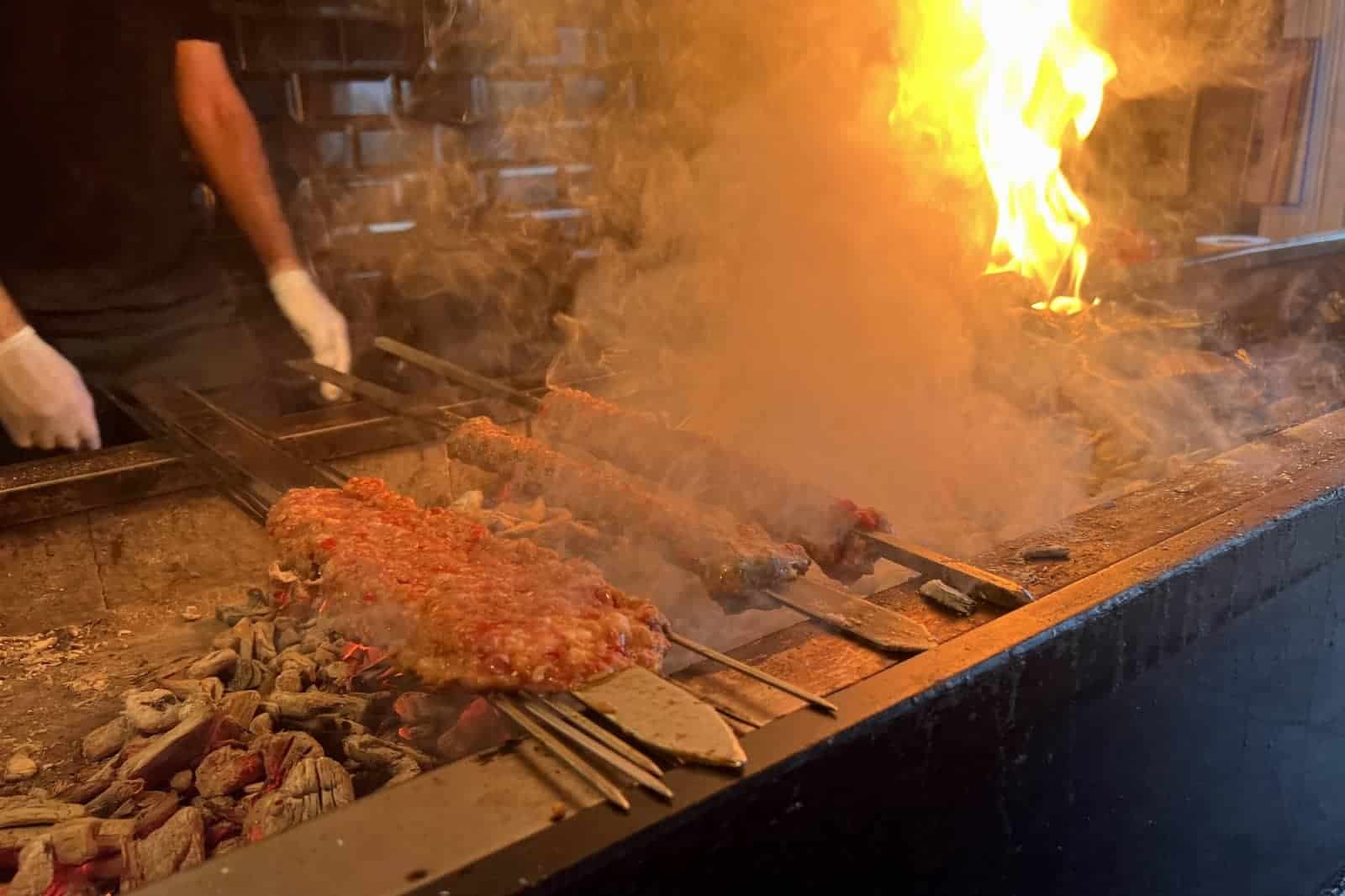  Istanbul Spice Market & Historic Centre Food Tour