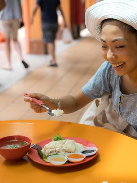 Singapore guest eating rice mobile